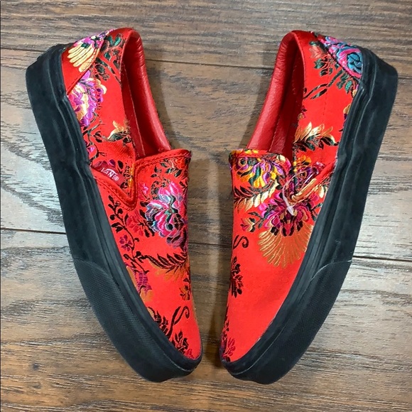 Vans Classic Slip-On Festival Satin Red/Black - Picture 2 of 16